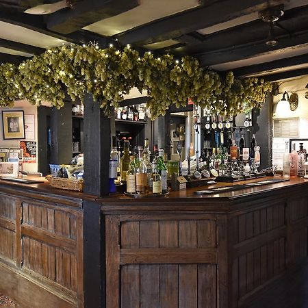 The Old Black Lion Hay-On-Wye Exteriör bild